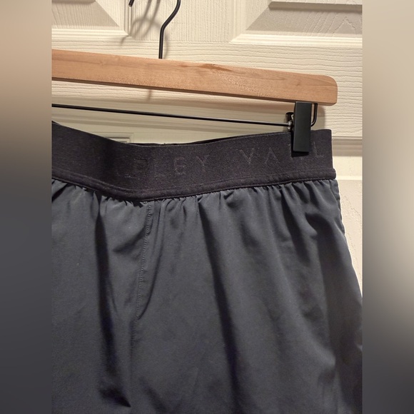 Varley Esmond 3” Shorts Black Size M High Rise - Picture 5 of 12